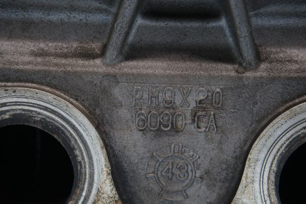 Głowica Silnika PM9X2Q-6090-CA 0200FR 2.7 HDI V6 C5 C6 407 607 Citroen Peugeot