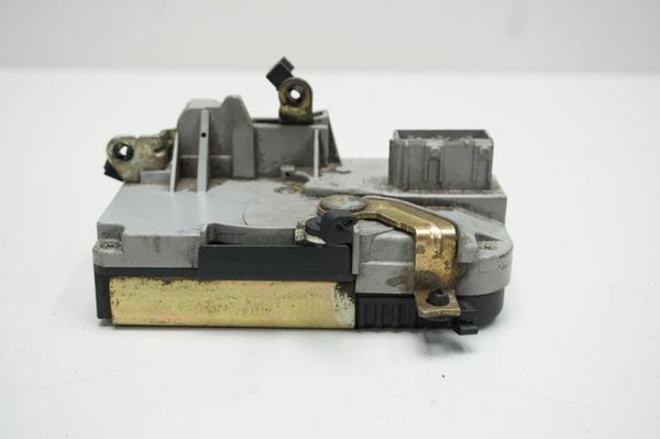Zamek Drzwi Lewy Przód 9135H8 Peugeot 406 5D 9PIN 