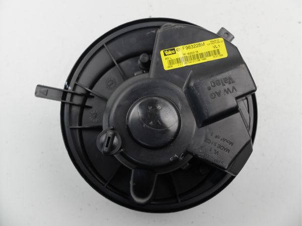Wentylator Dmuchawa 1K1820015 F983228M VW Audi Seat Skoda Valeo
