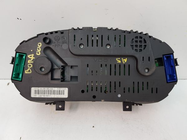 Licznik VW Bora 1J5920825C 110080085004