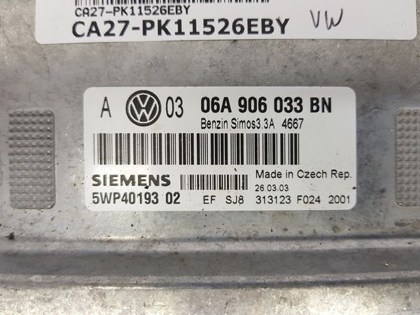 Sterownik Silnika VW Bora 06A906033BN 5WP40193 11526