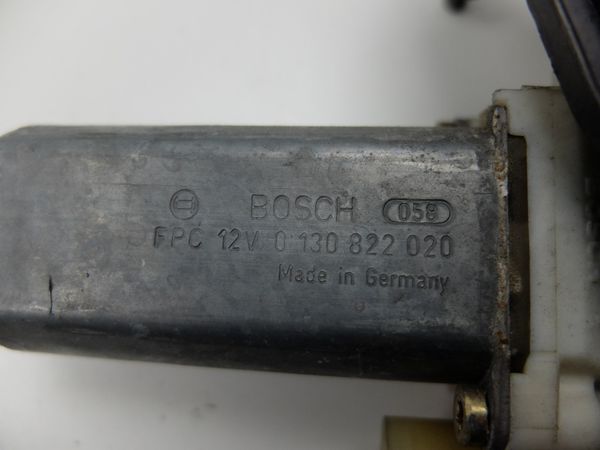 Mechanizm Szyby Clio 2 82000780 0130822020 Renault Bosch 5D