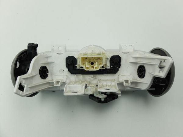Panel Nawiewu C1 107 Aygo 55900-0H0040 6452P6 PSA Toyota Valeo