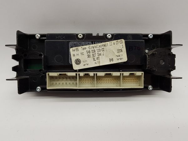 Panel Nawiewu 3B1907044J 5HB00813902 VW Passat B5