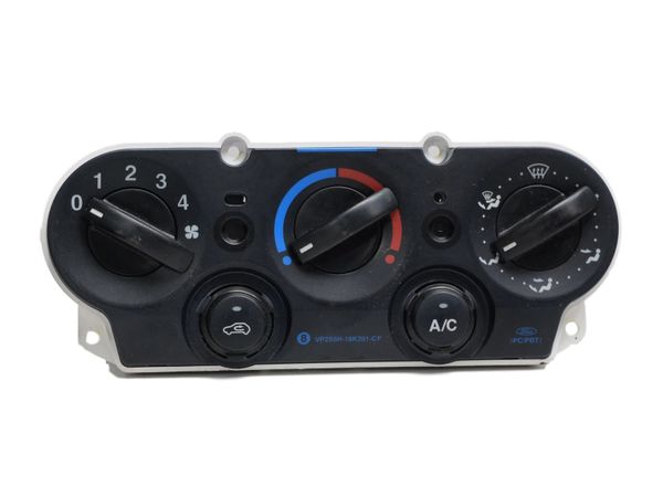 Panel Nawiewu Ford Fiesta MK V 2S6H19980BD