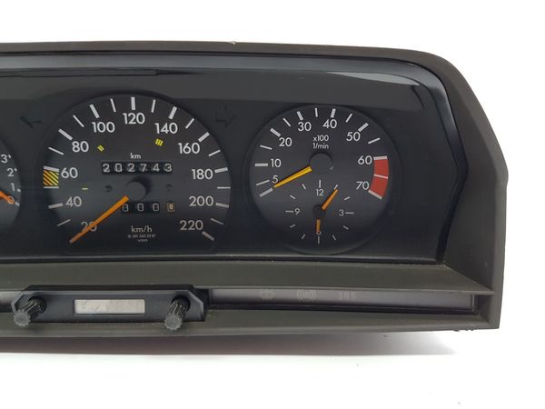 Licznik Mercedes 190 W201 2015439422 110008346480 17840