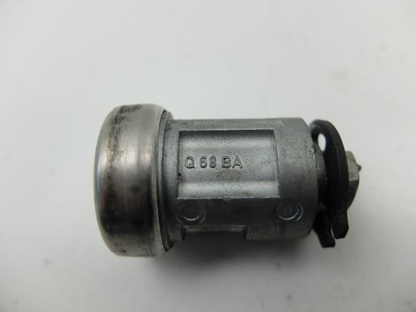 Stacyjka Zapłonowa Ford Focus MK1 YS4A-43102-FE Q68BA
