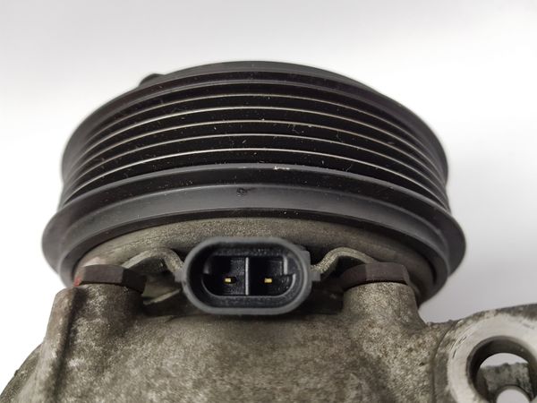 Kompresor Klimatyzacji Renault 8200021822 1135320 5320 Delphi