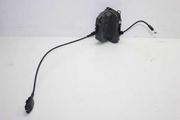 Zamek Drzwi Lewy Tył 8200028430 Megane II  Renault 