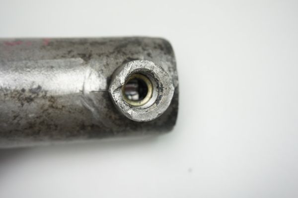Amortyzator Siłownik Lewy Tył Citroen C5 527272 