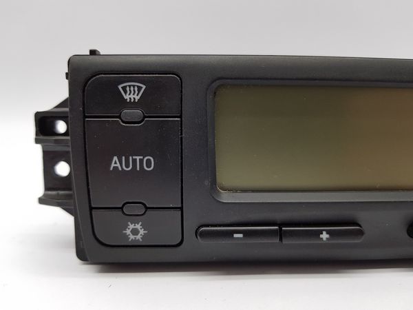 Panel Nawiewu Seat Leon 1M0820043D 5HB00797802
