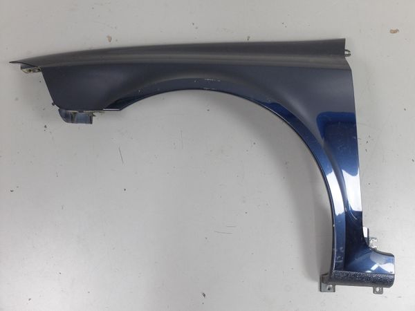 Błotnik Lewy  Renault Laguna II 05-07 8200257314 1925