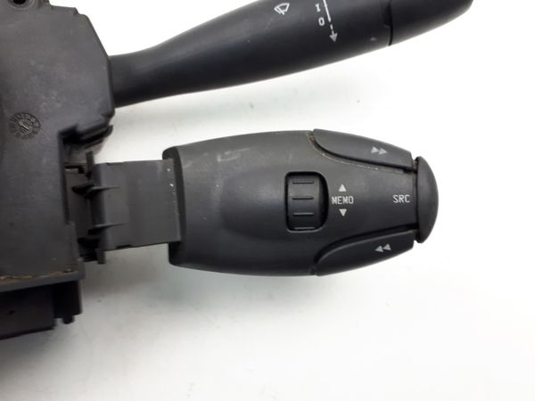 Przełącznik Zespolony Świateł Peugeot 307 96542577XT COM2000 Delphi