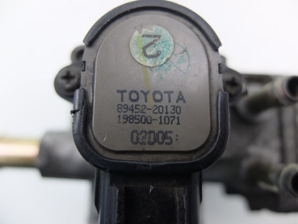 Przepustnica Toyota Corolla Verso 89452-20130 136800-1581