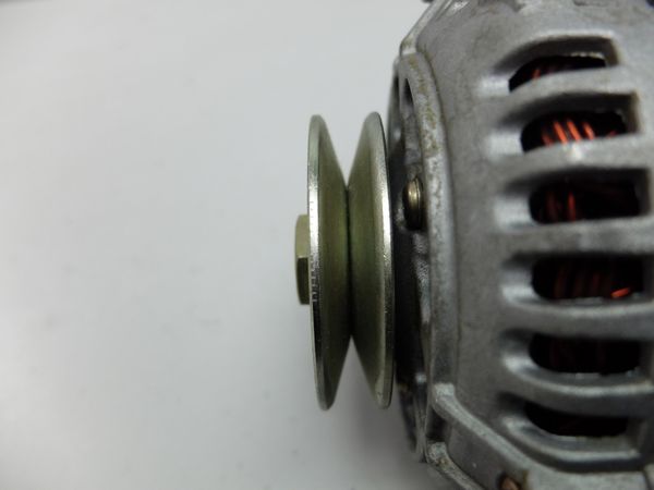 Alternator Mazda KIA B675-18-300AT