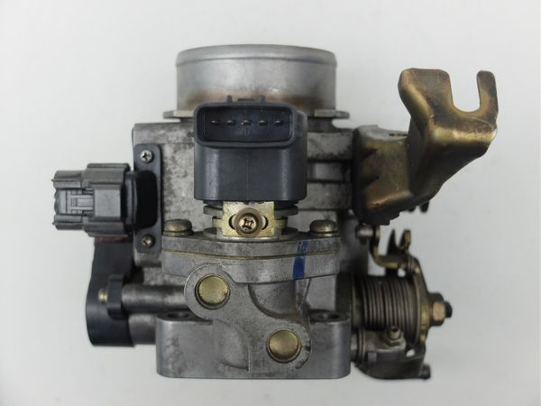 Przepustnica BMW 3 E36 318 TDS UNISIA JECS
