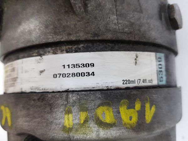 Kompresor Klimatyzacji Renault 7700105765 1135309 6560769 Delphi