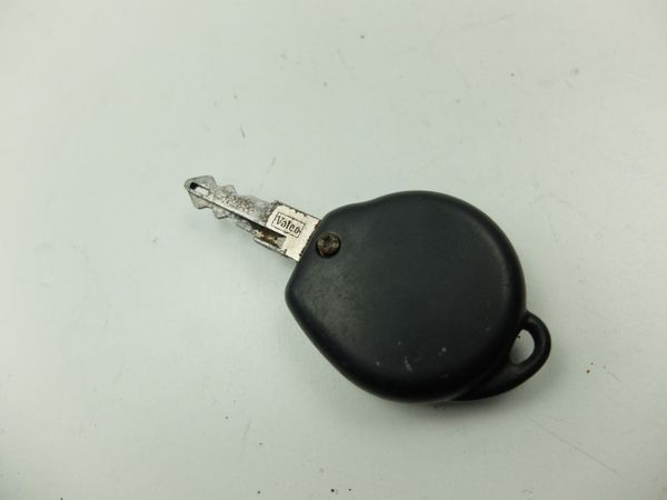 Korek Wlewu Paliwa Peugeot 206 1508C1 Valeo