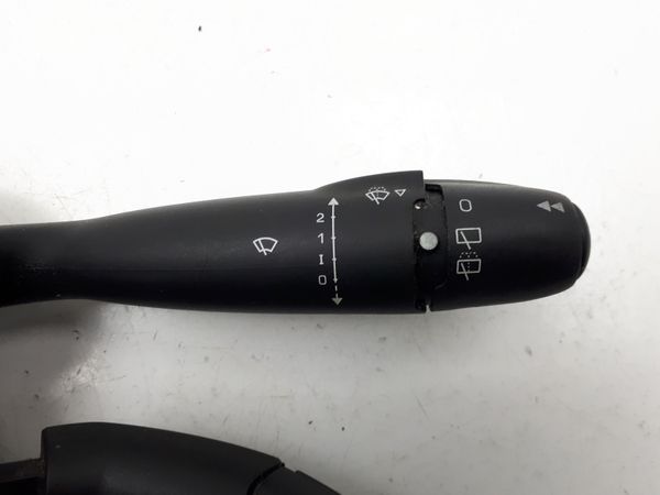 Przełącznik Zespolony Świateł Peugeot 307 96530931XT 624271 COM2000 DAV