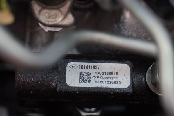 Układ Wtryskowy 167003669R 166006212R 1.5 DCI Renault Captur