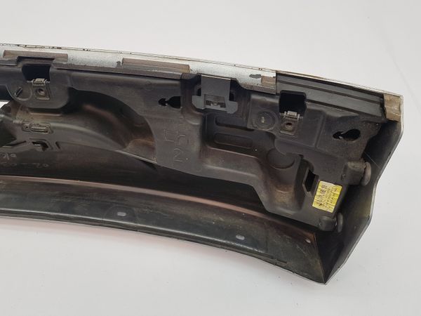 Listwa Klapy Tył 848109121R Clio 4 Renault