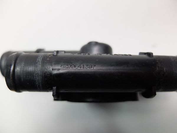 Obudowa Termostatu 1,9 DCI 8200641307 Renault Scenic II
