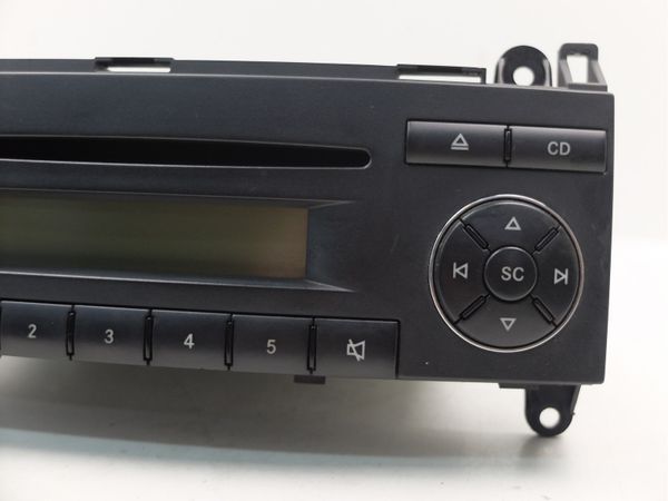 Radio Cd Mercedes-Benz Sprinter Vito A9068200886 BE7076