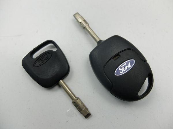 Stacyjka Zamek Klapy Ford Focus MK1 YS4A-43102-FE Q68BA