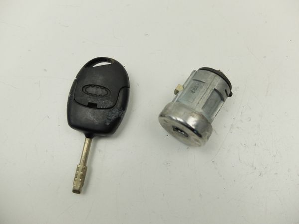 Stacyjka Zapłonowa Ford Mondeo MK3 UC592300A 1038