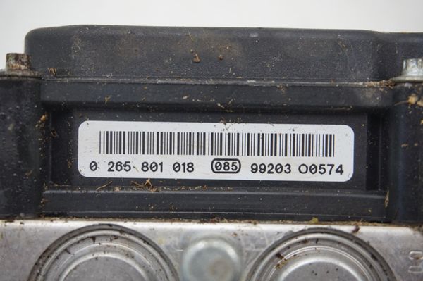 Pompa Abs 8201063079 0265801018 476604621R Dacia Logan Sandero 