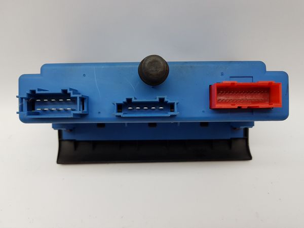 Panel Nawiewu 9BG72496100 3A0907044 VW Passat B4