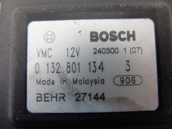 Silniczek Nagrzewnicy Opel Astra Zafira 0132801134 Bosch Behr 1080