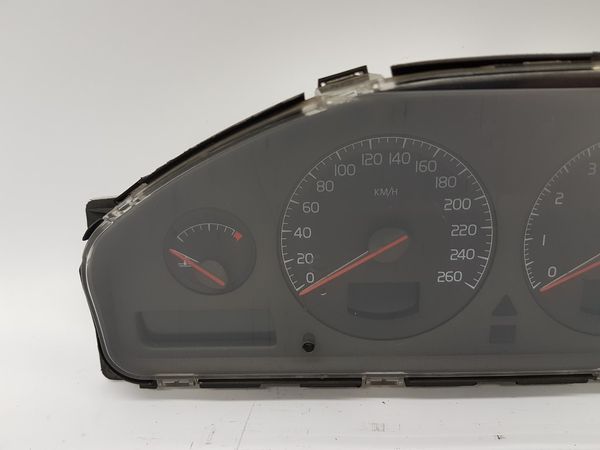 Licznik Volvo S60 V70 8637993 69294-620T