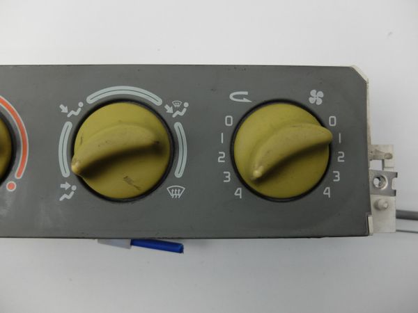 Panel Nawiewu Twingo 52479161 7701049963 Renault Bitron 10113