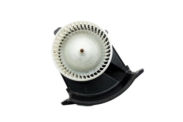 Wentylator Dmuchawa 7701068976  Renault Master 3 Klimatronik 